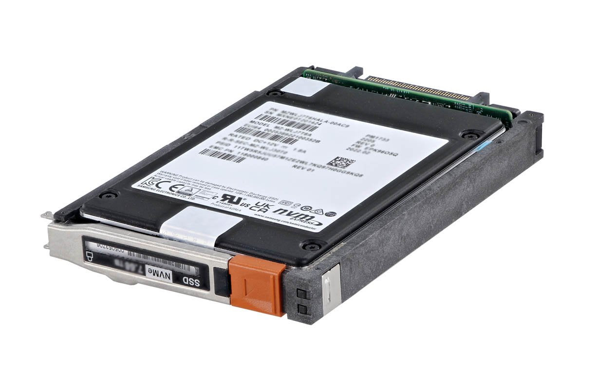 EMC 7.68TB PCIe 4.0 x4 U.2 2.5-inch Solid State Drive (SSD) - 5648710